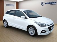 gebraucht Hyundai i20 1.2 Select Limosine, 5-Türig, 5-Gang