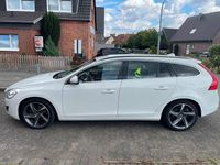 Gebraucht Volvo V60 Kinetic 163 PS (119 kW) 2011 Weiß Kombi