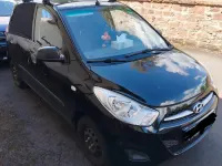 Gebraucht Hyundai i10 69 PS (50 kW) 2012 Schwarz Kleinwagen