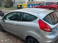 Gebraucht Ford Fiesta 90 PS (66 kW) 2009 Grau Kleinwagen