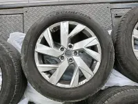 Gebraucht VW T-Roc Life 116 PS (85 kW) 2023 Pyrit silber metallic SUV