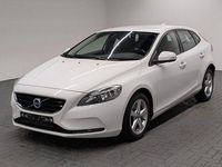Gebraucht Volvo V40 120 PS (88 kW) 2016 Solidweiss Kombi