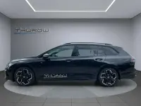 Gebraucht VW Golf VIII R-line 150 PS (110 kW) 2025 Grenadillschwarz Kombi