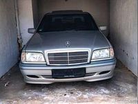 Gebraucht Mercedes C180 Classic 122 PS (89 kW) 1998 Silber Limousine