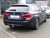 gebraucht BMW 520 d Aut. touring SportLine Navi M+S LifeCockp.