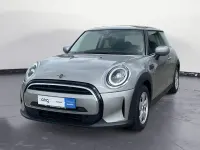 Używany Mini Cooper Essential 136 KM (100 kW) 2023 Srebrny Hatchback