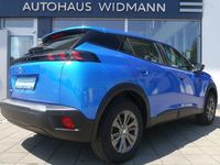 Gebraucht Peugeot e-2008 Active 100 kW (136 PS) 2022 Blau SUV