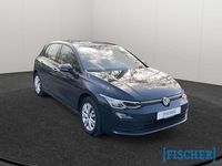 Gebraucht VW Golf VIII Life 116 PS (85 kW) 2023 Uranograu/cinza urano Limousine