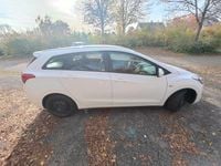Second-hand Hyundai i30 Select 110 CP (80 kW) 2017 Alb Berlinǎ