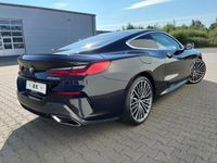 Gebraucht BMW M850 530 PS (389 kW) 2021 Schwarz metallic andereschwarz Coupé