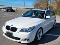 Gebraucht BMW 530 Sport Line 272 PS (200 kW) 2008 Weiß Kombi