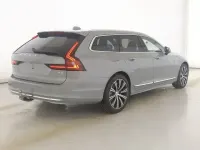 Gebraucht Volvo V90 Plus 197 PS (144 kW) 2024 Vapour grey / metallic Kombi