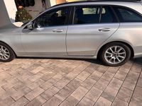 Gebraucht Mercedes C220 194 PS (142 kW) 2019 Silber Kombi