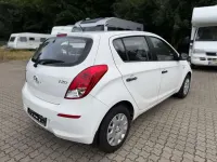 Gebraucht Hyundai i20 Classic 86 PS (63 kW) 2014 Pure white / sol Kleinwagen