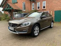 Gebraucht Volvo V60 CC 190 PS (139 kW) 2016 Braun Kombi