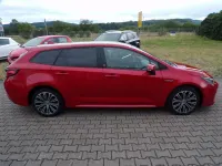 Gebraucht Toyota Corolla Team 122 PS (89 kW) 2020 Rot Kombi