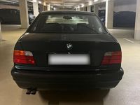Gebraucht BMW 325 192 PS (141 kW) 1994 Grün Limousine