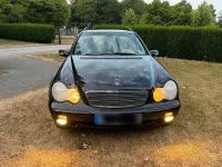 Gebraucht Mercedes C180 143 PS (105 kW) 2004 Schwarz Kombi