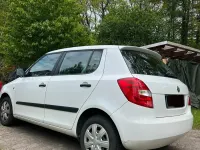 Gebraucht Skoda Fabia Active 60 PS (44 kW) 2011 Weiß Kleinwagen