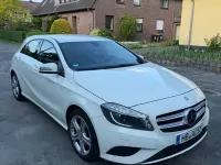 Gebraucht Mercedes A180 Urban 122 PS (89 kW) 2013 Weiß Limousine