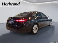 Gebraucht Mercedes C180 170 PS (125 kW) 2023 Unilack schwarz uni Limousine