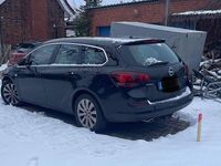 Gebraucht Opel Astra Innovation 140 PS (102 kW) 2011 Schwarz Kombi