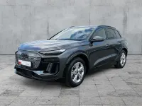 Używany Audi Q6 e-tron S-Line 225 kW (306 KM) 2025 Szary SUV