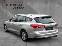 Usado Ford Focus 120 HP (88 kW) 2020 Cinzento Sedan