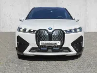 Gebraucht BMW iX M Sport 264 kW (360 PS) 2024 Mineralweiss SUV