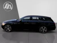 Second-hand Mercedes E300 Avantgarde 265 CP (194 kW) 2023 Negru Break