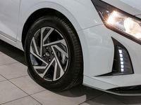 Gebraucht Hyundai i20 Trend 101 PS (74 kW) 2025 Weiß Kleinwagen
