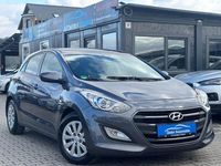 Gebraucht Hyundai i30 Classic 150 PS (110 kW) 2016 Grau Limousine