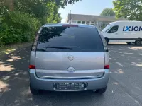 Gebraucht Opel Meriva Edition 90 PS (66 kW) 2006 Silber Van / Kleinbus