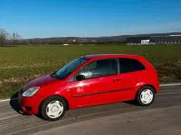 Gebraucht Ford Fiesta 60 PS (44 kW) 2005 Rot Kleinwagen
