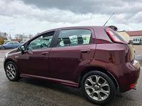 Gebraucht Fiat Grande Punto Dynamic 105 PS (77 kW) 2012 Violet Kleinwagen