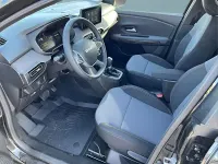 Neu Dacia Jogger 141 PS (103 kW) 2025 Schwarz Van / Kleinbus