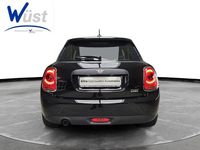 Gebraucht Mini ONE Pepper 102 PS (75 kW) 2018 Midnight black Kleinwagen