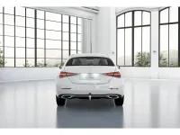 Gebraucht Mercedes C200 204 PS (150 kW) 2025 Weiß Limousine