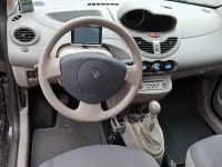 Używany Renault Twingo Expression 75 KM (55 kW) 2007 Czarny Hatchback