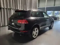 Gebraucht VW Touareg R-line 340 PS (250 kW) 2013 Deep black perleffekt SUV
