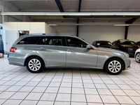 Gebraucht Mercedes E200 136 PS (100 kW) 2014 Palladiumsilber Kombi