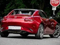 Gebraucht Mazda MX5 132 PS (97 kW) 2021 Soul red crystal m Cabrio