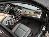Gebraucht BMW 520 184 PS (135 kW) 2014 Braun Kombi