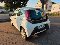 Gebraucht Toyota Aygo 72 PS (52 kW) 2019 Weiß Kleinwagen