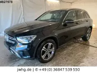Gebraucht Mercedes GLC220 AMG 194 PS (142 kW) 2021 Schwarz/baltic black (metallic) SUV