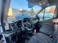Gebraucht Ford Transit 131 PS (96 kW) 2020 Weiß Van / Kleinbus