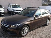 Gebraucht Mercedes C200 136 PS (100 kW) 2015 Citrinbraun metalliclack (metallic) Kombi