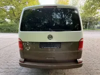 Gebraucht VW Multivan Comfortline 204 PS (150 kW) 2018 Bambusgarden green metallic Van / Kleinbus