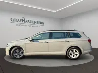 Gebraucht VW Passat Business 200 PS (147 kW) 2023 Grau Kombi
