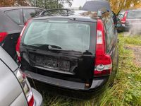 Gebraucht Volvo V50 Momentum 136 PS (100 kW) 2004 Schwarz Kombi